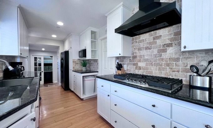 Southwest Anaheim House | Destination #25