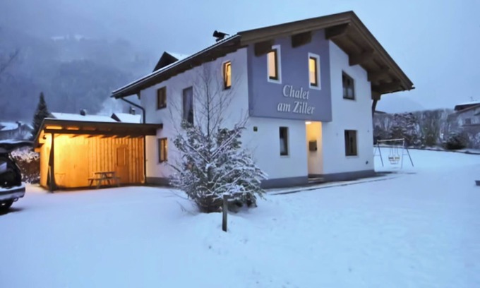 Mayrhofen Ski Chalet | Detached chalet with garden close to ski lift