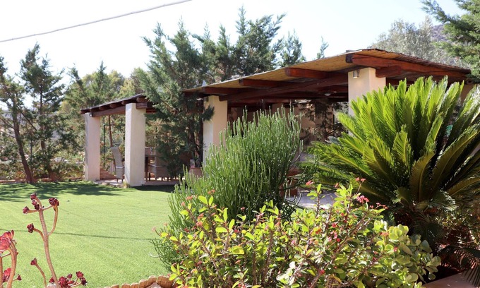 Kilada House | Detached holiday home with garden, close to the beach, sea view | Argolis, Pelop