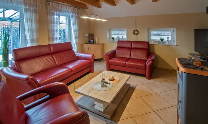 Neßmersiel House | Detached vacation home Friedas Huus for the whole family