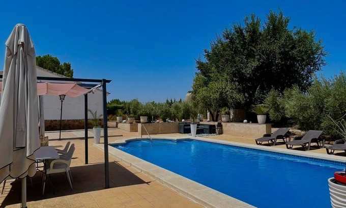 Miguelturra Ski Chalet | Detached villa 3 km from Ciudad Real in the middle of nature