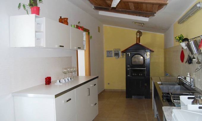 Costa Saracena-Castelluccio Villa | Detached villa in the hills 8 beds