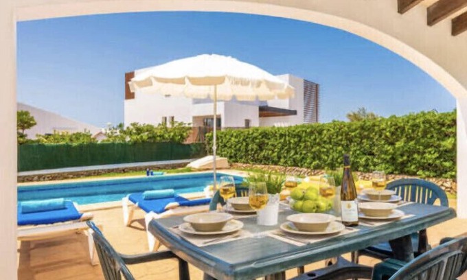 Cap d'Artrutx Villa | Detached villa with pool, with sea views