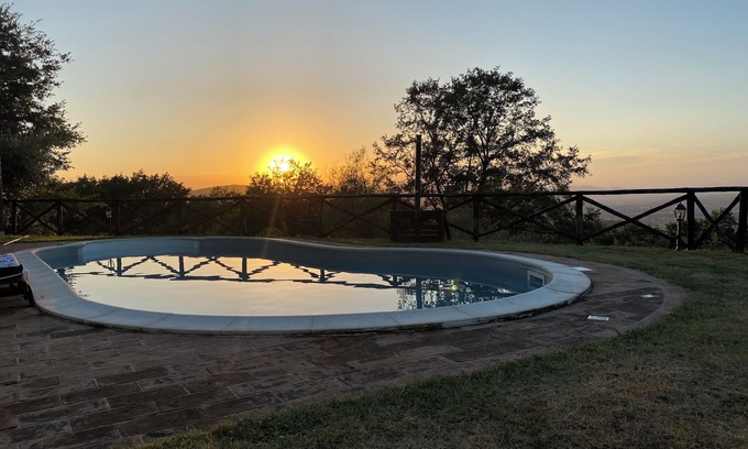 Umbertide House | detached villa with a private swimming pool and a large terrain
