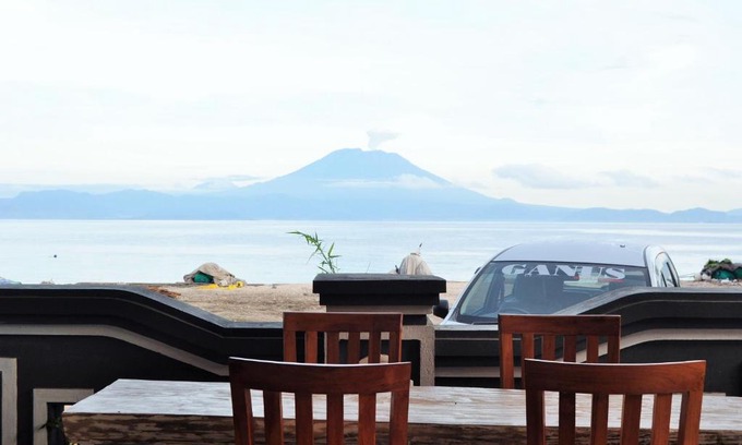 Sampalan House | Deva Devi Beach Inn Luxury