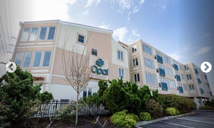 Dewey Beach Condo | Dewey Beach -2 bed/2 bath. Recently updated- walk to beach & bay