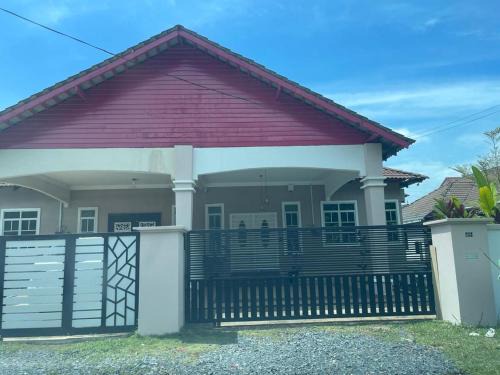 Dungun House | Dhome Homestay