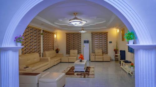 Teshie House | Digi Six-Bedroom Accra Luxury Home at East Legon