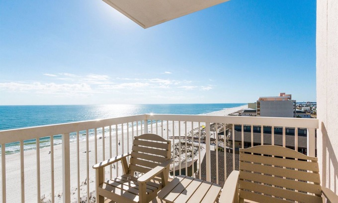 Gulf Shores Condo | Direct Gulf Front West Corner Unit Caribbean #704