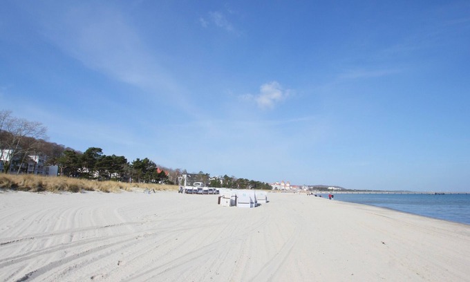 Binz Apartment | Directly on the beach promenade, balcony with sea view - Aparthotel Ostsee FeWo 15