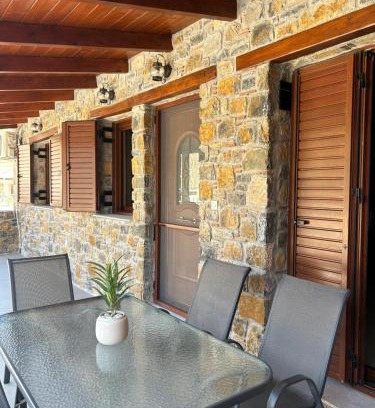 Dirfys-Messapia House | Dirfys House