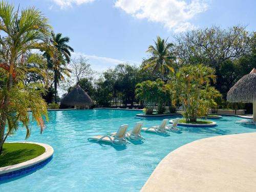 Playa Coronado Apartment | Discover The Best Area of Coronado with Pool