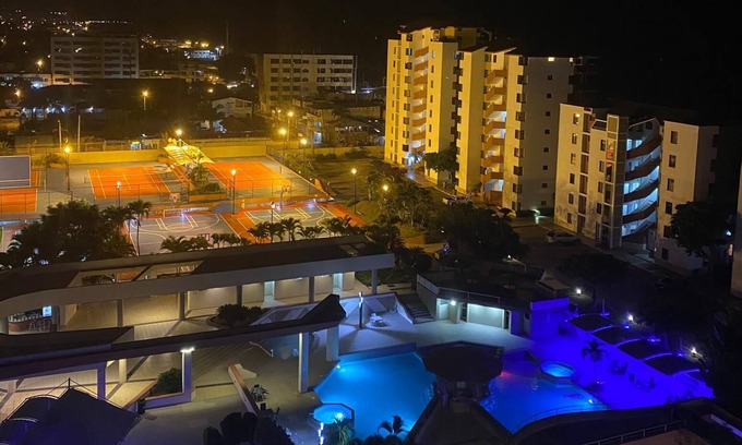 Tonsupa Apartment | Discover the Ecuadorian paradise from our beachfront apartment!