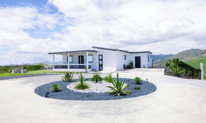 Salinas House | Discover the perfect retreat in nature with the best sunset in southern PR.