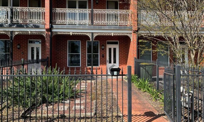 Wagga Wagga Apartment | Discover the ultimate city living experience!