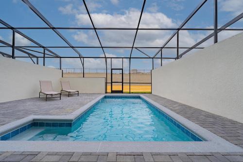 Davenport House | Disney Getaway Private Pool Themed Bedrooms. Book Now WIR378