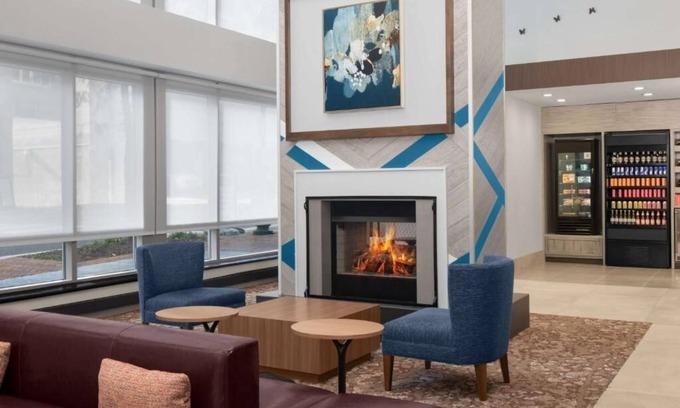 Bethesda Hotel | Distinct Pet Friendly Bethesda Room Near Metro NIH DC Sights