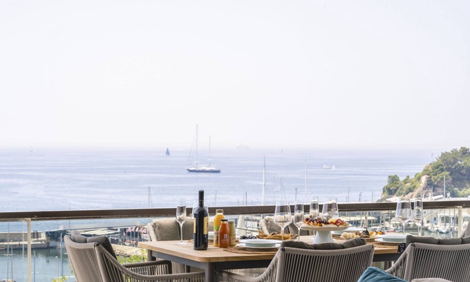 Mikrolimano Apartment | Divine Residence, a SeaView Retreat
