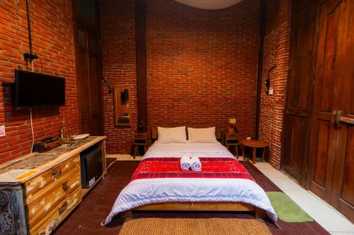 Bangunjiwo Hotel | Djawata Resort & Gallery near Desa Wisata Kasongan Yogyakarta RedPartner