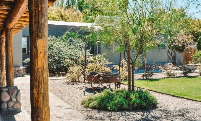 Vista Flores Hotel | Dobe Lodge