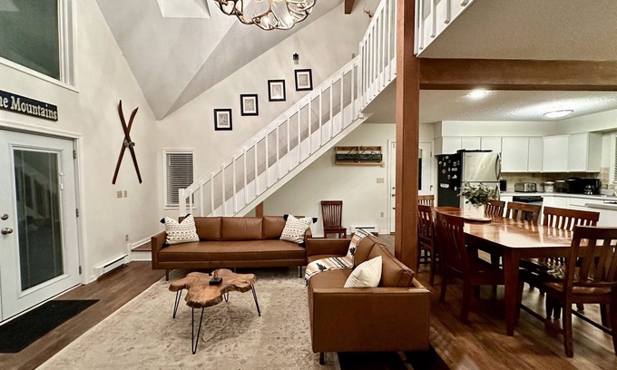 Chestnut Springs Cabin | Dog Friendly - Backs to Golf - Spacious Deck