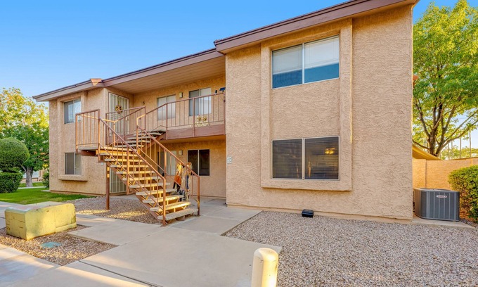 Dobson Ranch Condo | Dog-friendly condo with enclosed patio, pool, hot tub, & W/D - snowbirds OK