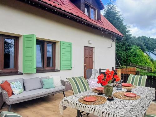 gmina Stary Dzierzgon House | Dom na skarpie z widokiem na jezioro, z kominkiem i garażem