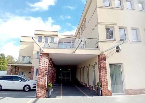 Jarocin Resort | Dom Weselny Zielony Zakątek