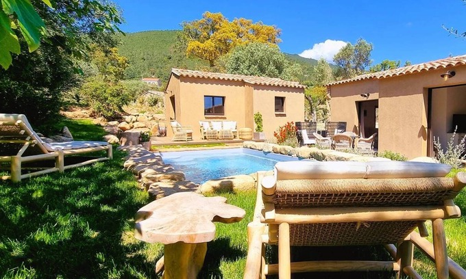 San-Gavino-di-Carbini House | Domaine de Gialla Bergerie Figa, 4 pers, piscine chauffée, 10 mn plage