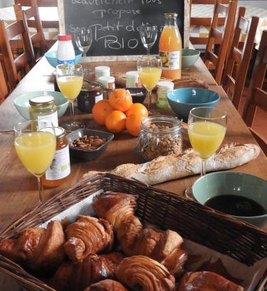 Pommiers Bed & Breakfast | Domaine de Laverchère