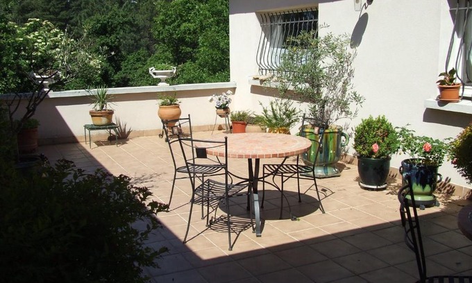 Ailhon Bed & Breakfast | Domaine du Planas AILHON ARDECHE