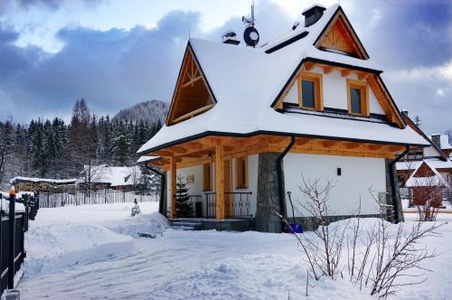 Koscielisko Ski Chalet | domek nad potokiem