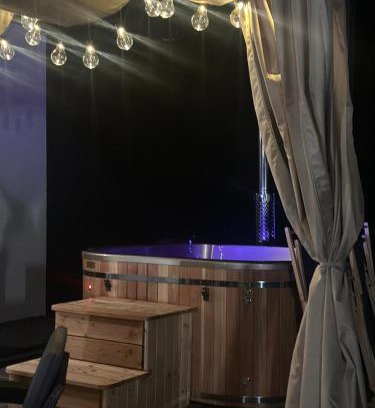 Łacko Apartment | Domek z balią Pod Dębem