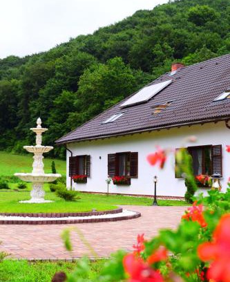 Dumbraveni House | Domeniul Poiana Ursului