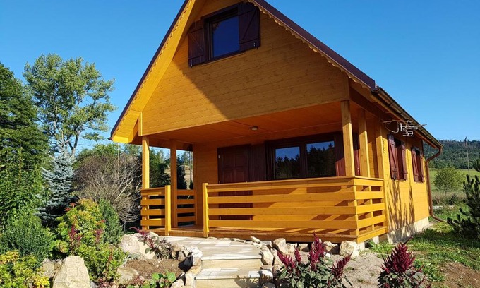 Szczytna Ski Chalet | Domki całoroczne z kominkiem - SKAŁA i GŁAZ