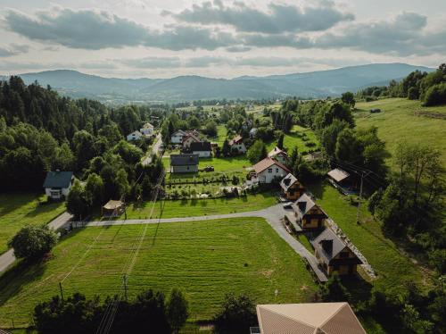 Milowka Ski Chalet | Domki z prywatną sauną- Na Szlaku