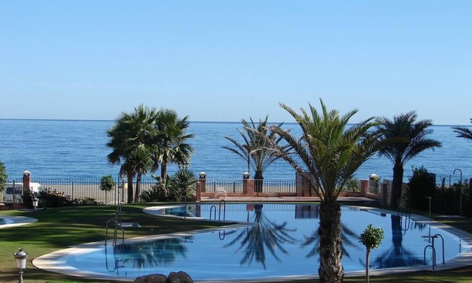 Puerto de la Duquesa Resort | Don Juan Beach Resort Apartments - Studio