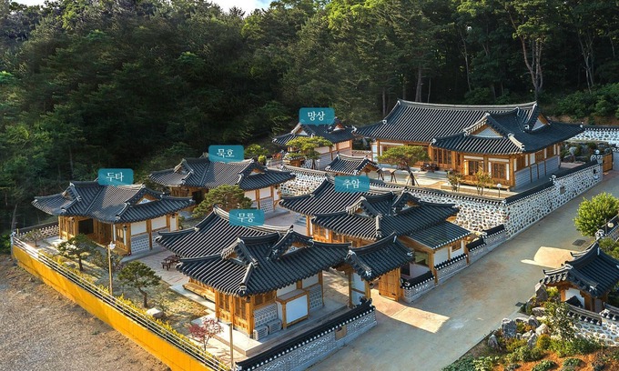 Donghae Condo | Donghae Hanok Donganjae