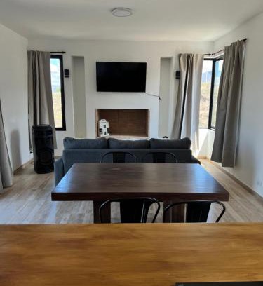 Las Compuertas Ski Chalet | Dos Cumbres