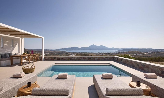 Milos Apartment | Dot Milos