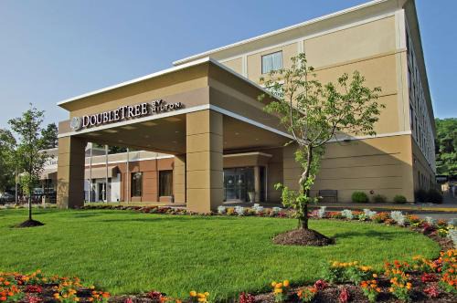 Mahwah Hotel | DoubleTree by Hilton Mahwah
