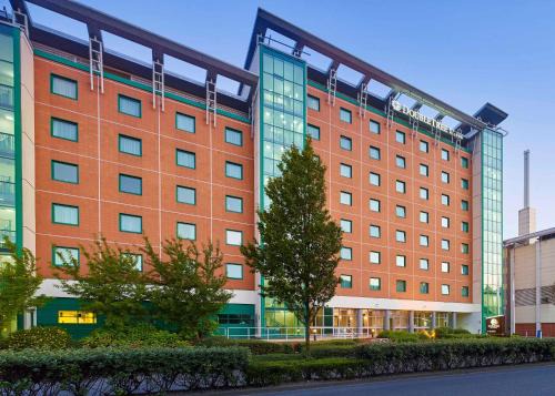 Woking Hotel | DoubleTree by Hilton Woking