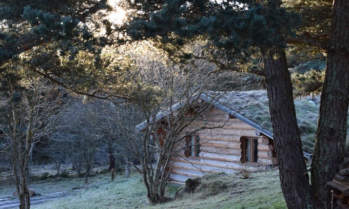 Fay-sur-Lignon Cottage | "Douglas" unusual log cabin in the heart of Auvergne nature