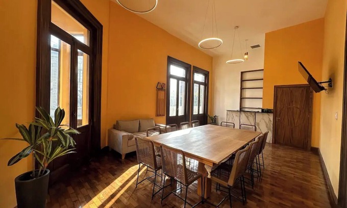 San Nicolas House | Down town Callao Deluxe - casa para gruposnnnn