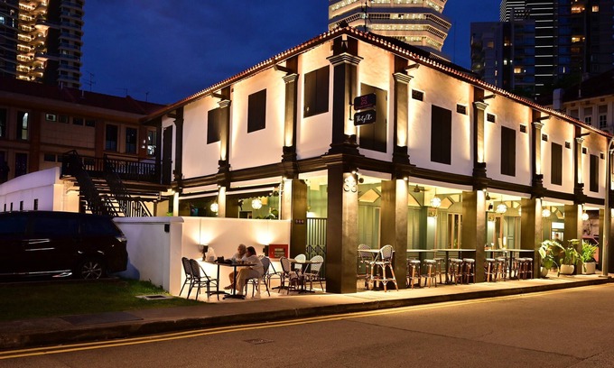 Kampong Glam Hotel | Dream Chaser Boutique Capsule Hotel