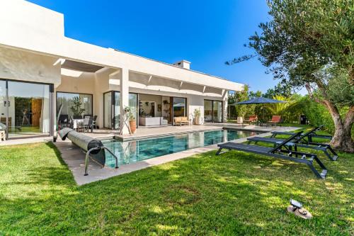 Tassoultante Villa | Dreamy Marrakech Oasis with Private Staff & Pool
