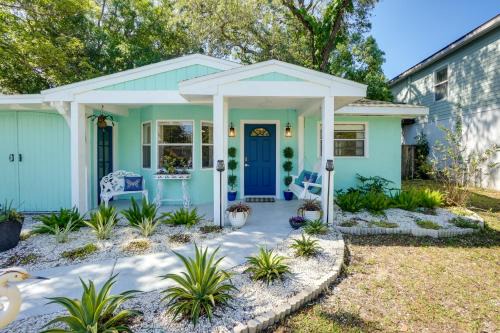 Palm Harbor House | Dreamy Palm Harbor Cottage, Steps to Crystal Beach