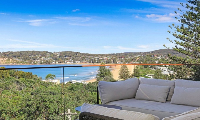 North Avoca House | DRIFTWOOD | Ocean Views , Wi-Fi | Accom Holidays