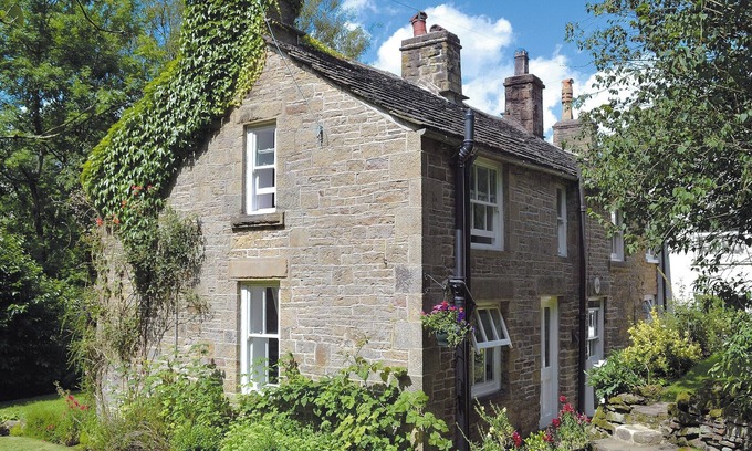 Chapel en le Frith Cottage | Drum And Monkey Cottage