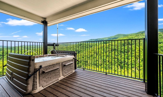 Gatlinburg - Pigeon Forge House | Duck Pin Lodge:2025 Specials! Details in Description!